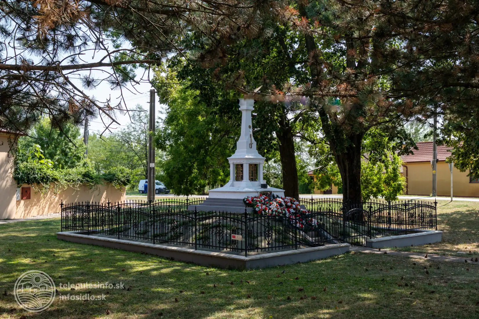 ŠTUDENTSKÁ ABONENTKA | Bánfalvy Stúdió: Kettestárs - Velikáni maďarskej literatúry
